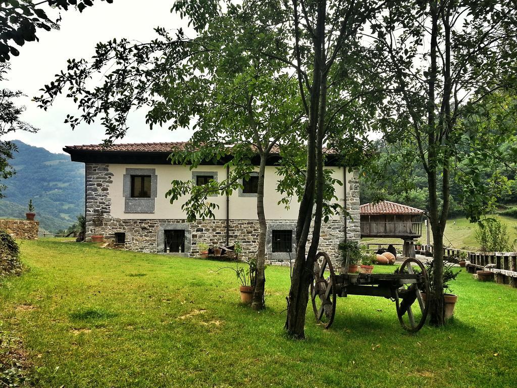 Hotel Casona De El Castaniu Serrapio Exteriér fotografie