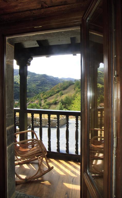 Hotel Casona De El Castaniu Serrapio Pokoj fotografie