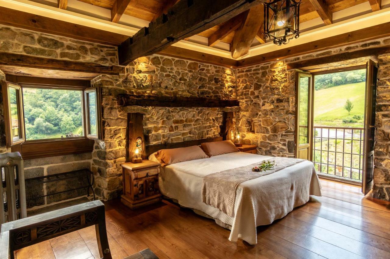 Hotel Casona De El Castaniu Serrapio Exteriér fotografie